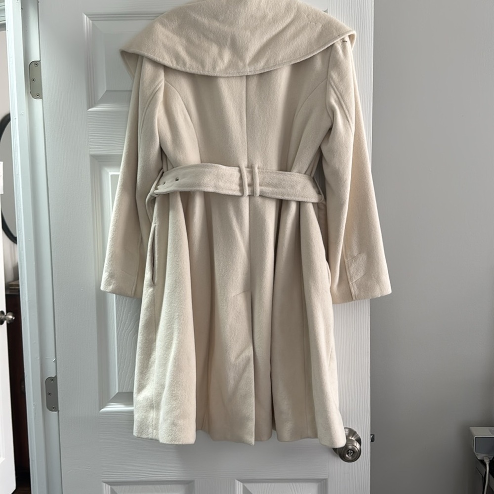 Cream Belted Coat with Wide Collar - bebe - Picture 9 of 11